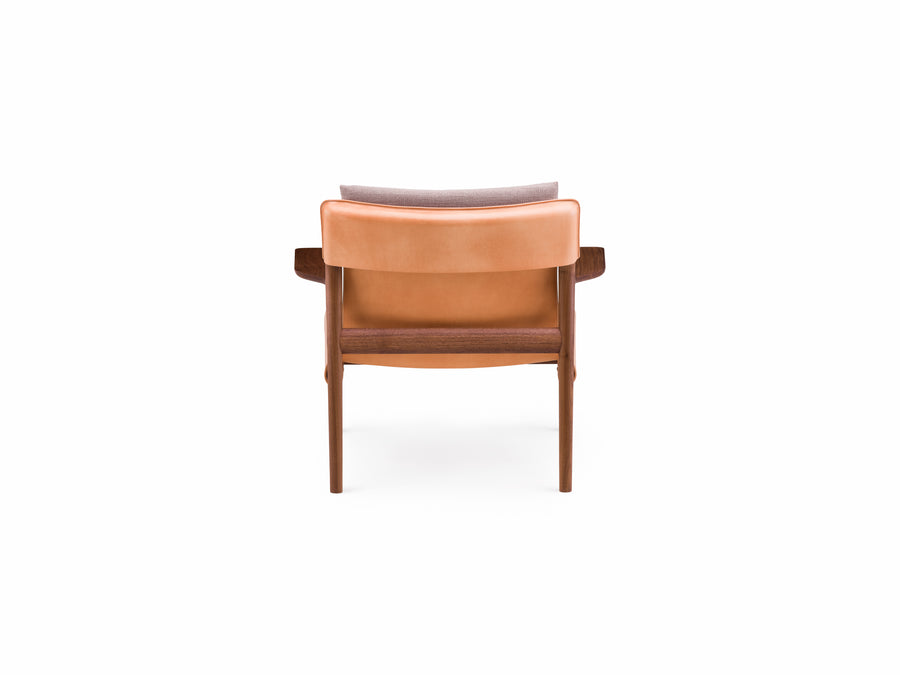 Sela Lounge Chair With Wide Arm