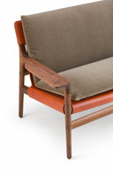 Sela Sofa