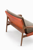 Sela Sofa