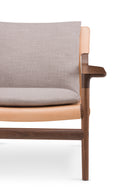 Sela Lounge Chair With Wide Arm