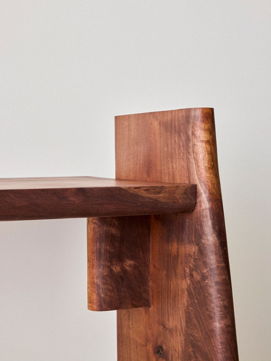 Henrique Console Table