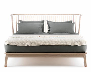 Frame Bed – Hammer And Spear